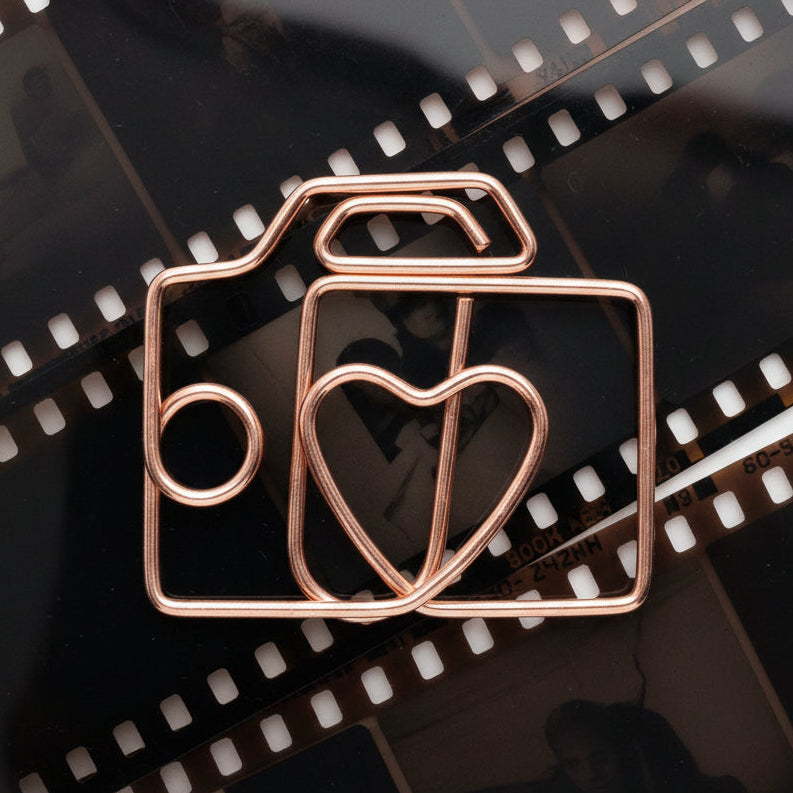 Little Flashers - 10 camera-shaped paperclips